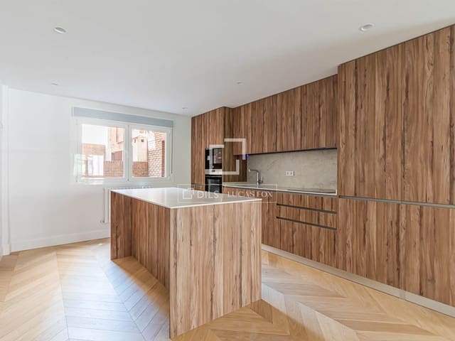 3 sypialnia Apartament na sprzedaż w Almagro, Miasto Madryt z garażem - 2 700 000 € (Ref: 9824120)