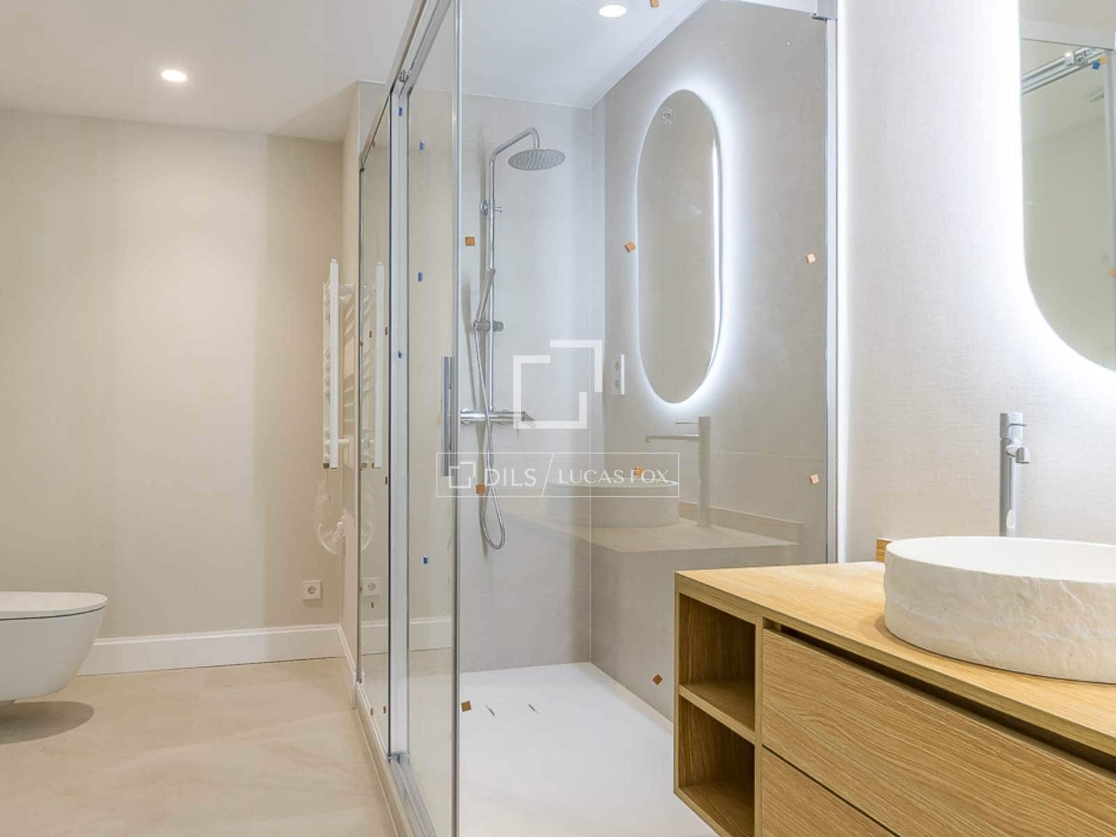 3 bedroom Apartment for sale in Madrid city with garage - € 2,600,000 (Ref: 9824120)