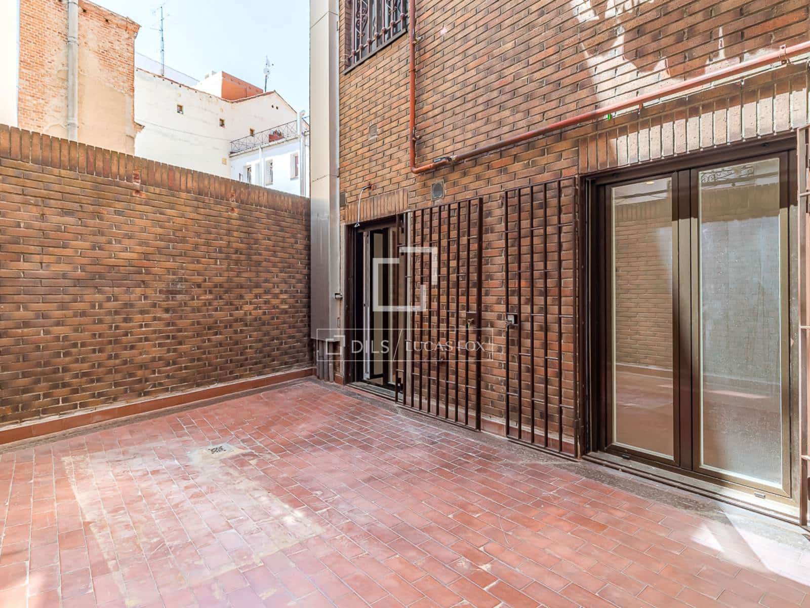 3 bedroom Apartment for sale in Madrid city with garage - € 2,600,000 (Ref: 9824120)