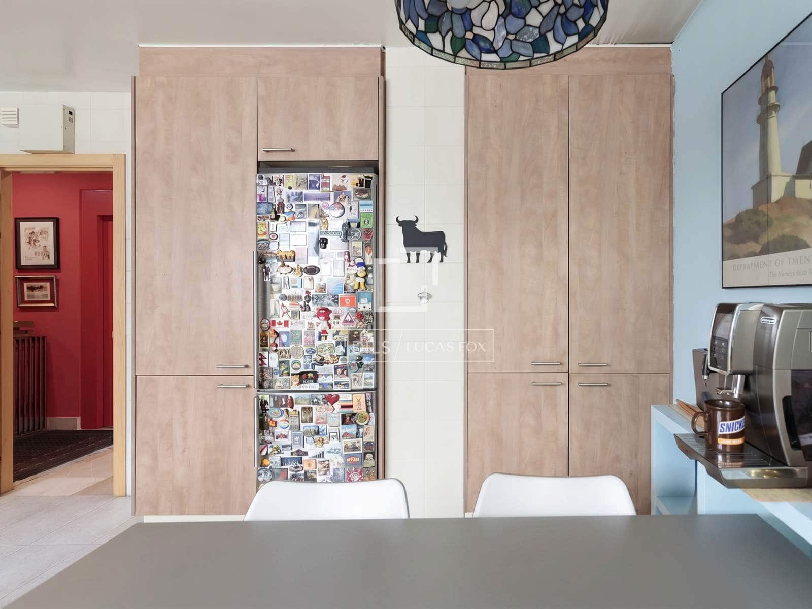 5 soverom Villa til salgs i Madrid by med svømmebasseng garasje - € 2 490 000 (Ref: 9824121)