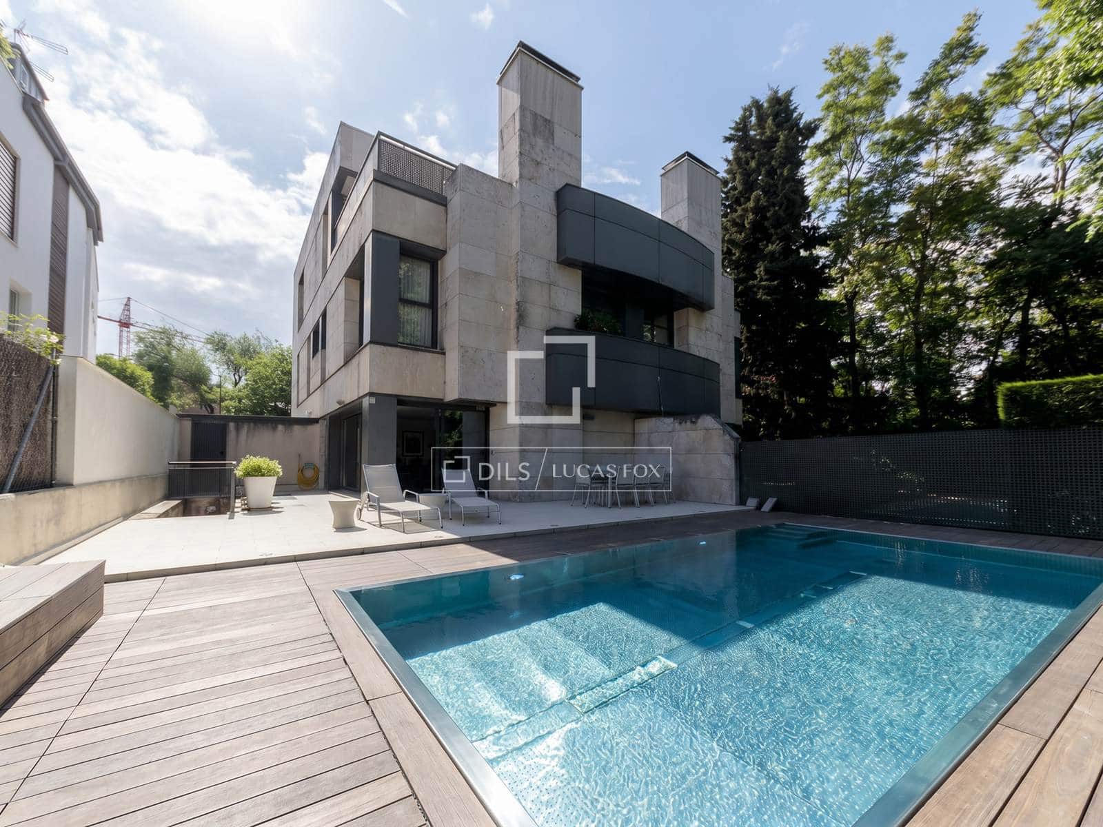 5 soverom Villa til salgs i Madrid by med svømmebasseng garasje - € 2 490 000 (Ref: 9824121)