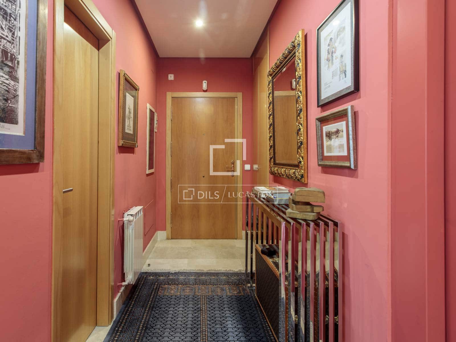 5 soverom Villa til salgs i Madrid by med svømmebasseng garasje - € 2 490 000 (Ref: 9824121)