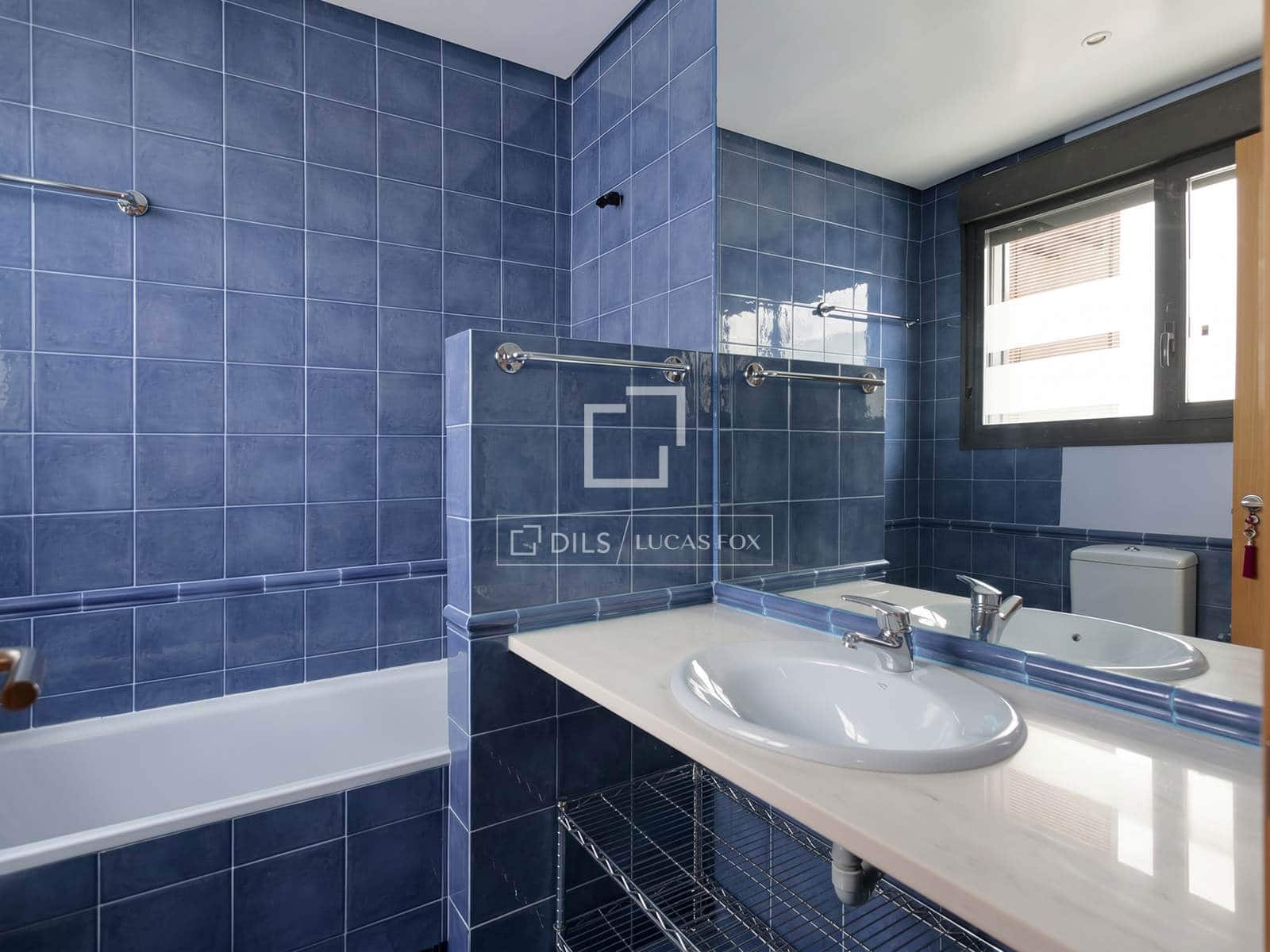 5 soverom Villa til salgs i Madrid by med svømmebasseng garasje - € 2 490 000 (Ref: 9824121)