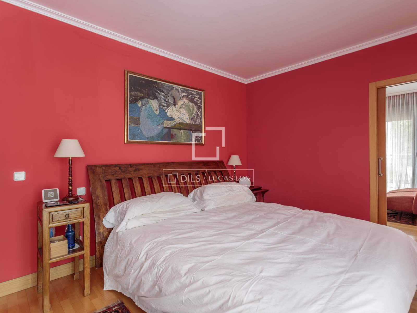 5 soverom Villa til salgs i Madrid by med svømmebasseng garasje - € 2 490 000 (Ref: 9824121)