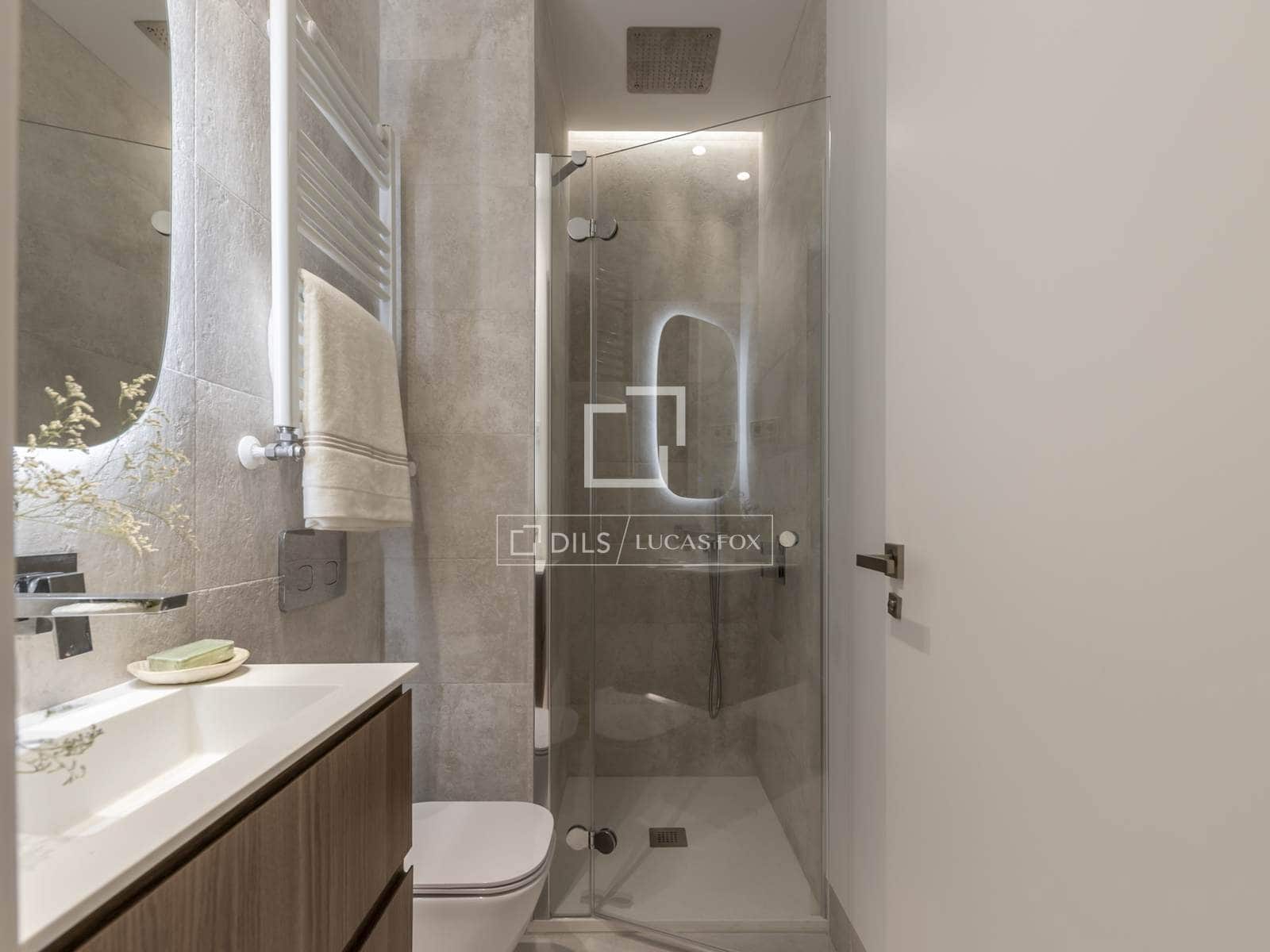 2 soveværelse Lejlighed til leje i Madrid by - € 3.500 (Ref: 9827492)