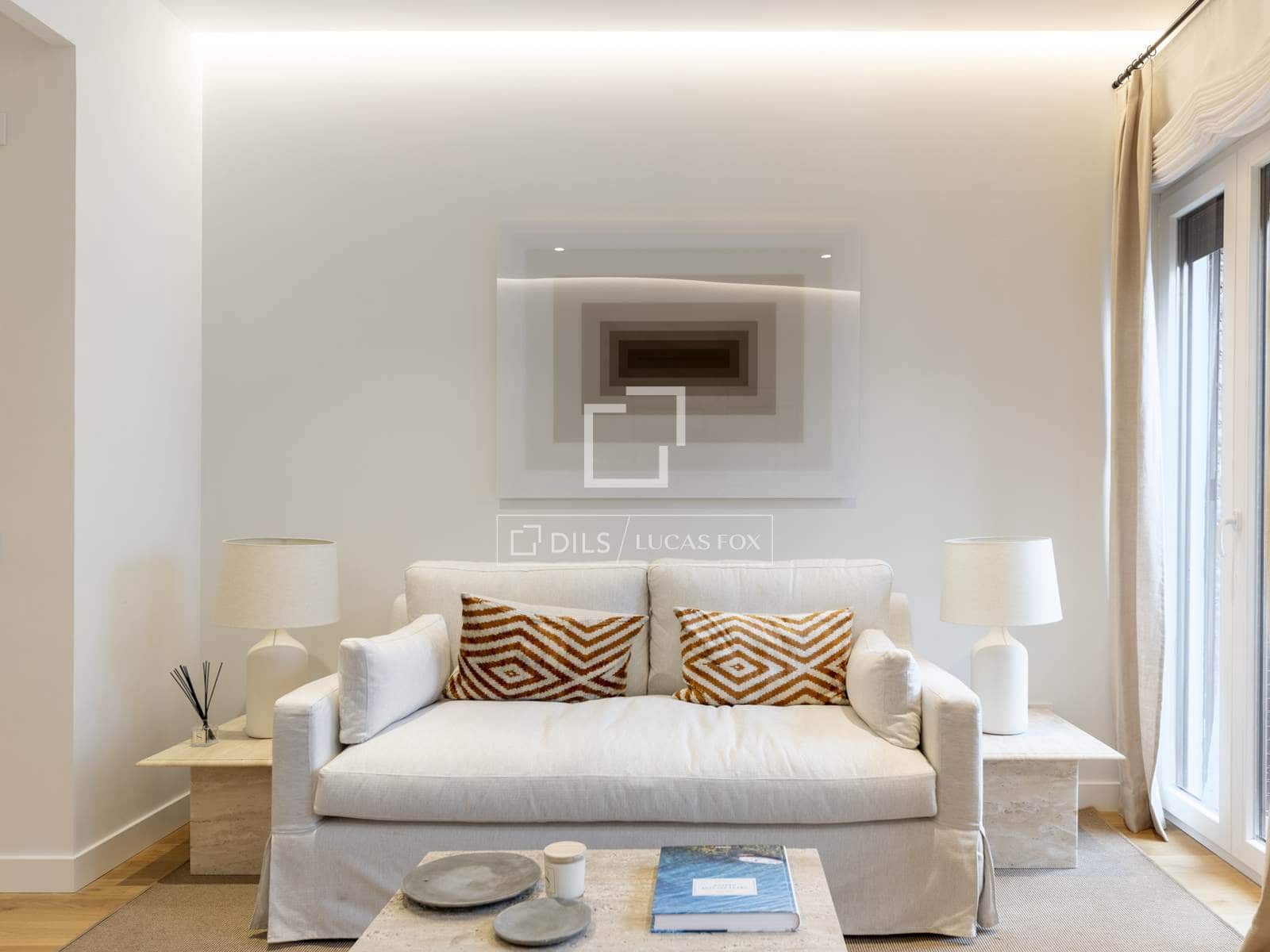 2 soveværelse Lejlighed til leje i Madrid by - € 3.500 (Ref: 9827492)