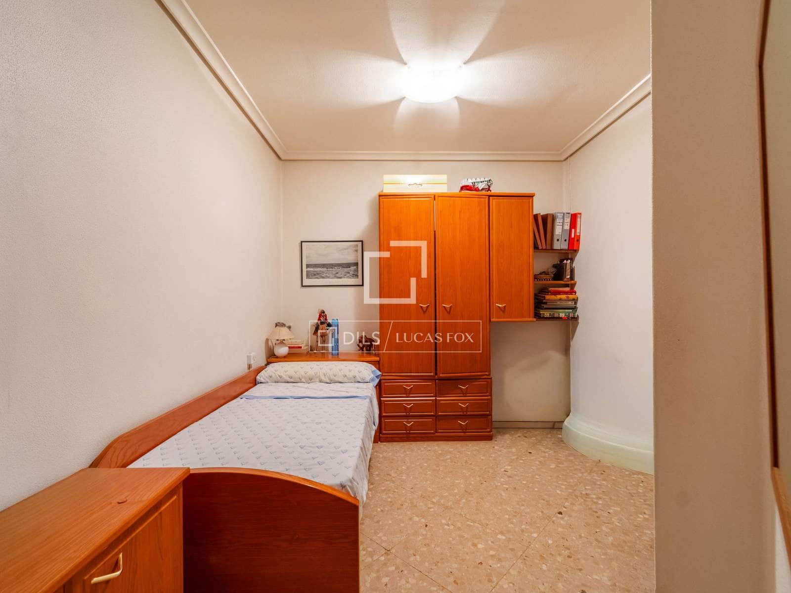 4 soveværelse Lejlighed til salg i Valencia by - € 900.000 (Ref: 9827493)