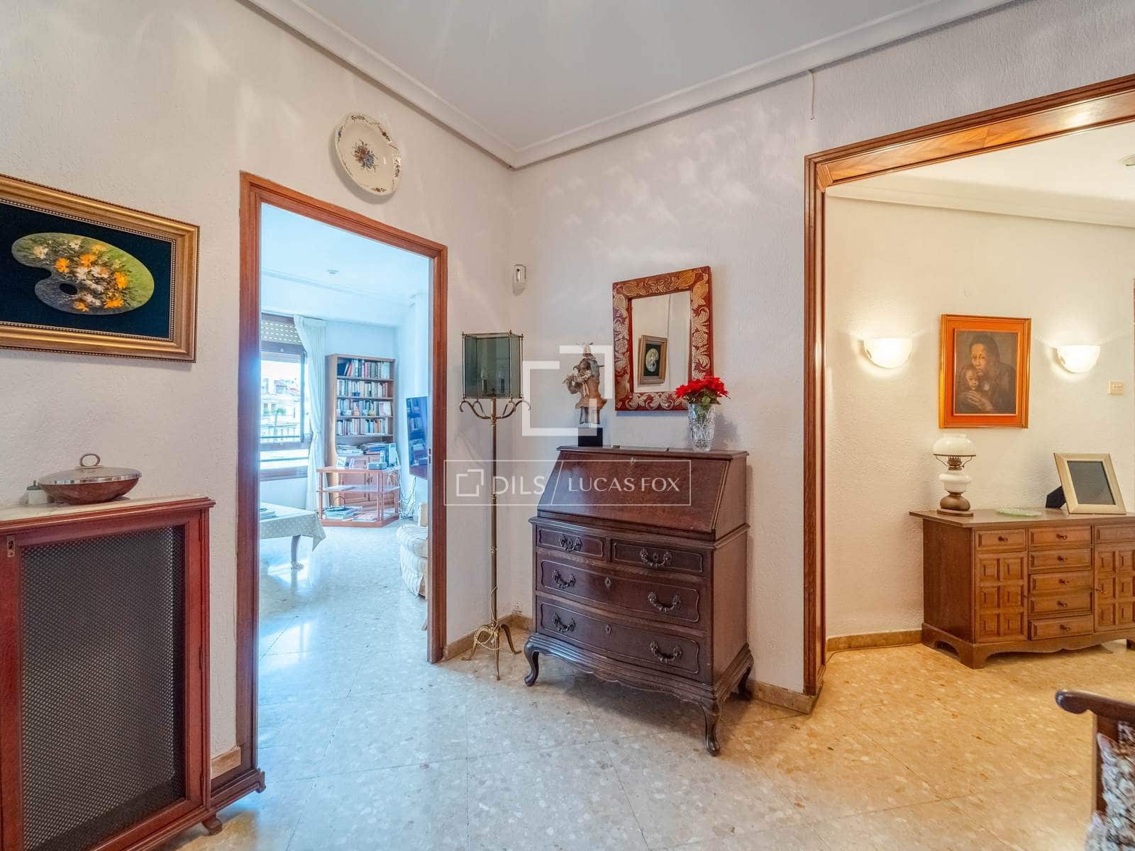 4 soveværelse Lejlighed til salg i Valencia by - € 900.000 (Ref: 9827493)
