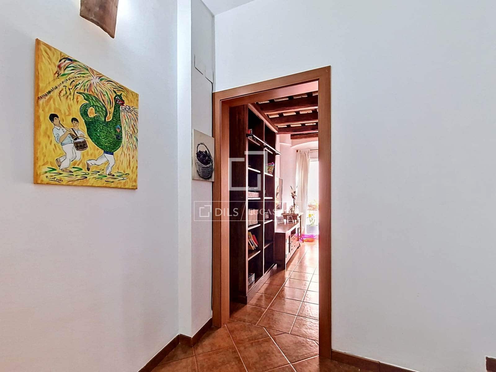 4 bedroom Villa for sale in Vilanova i la Geltru with garage - € 430,000 (Ref: 9827494)