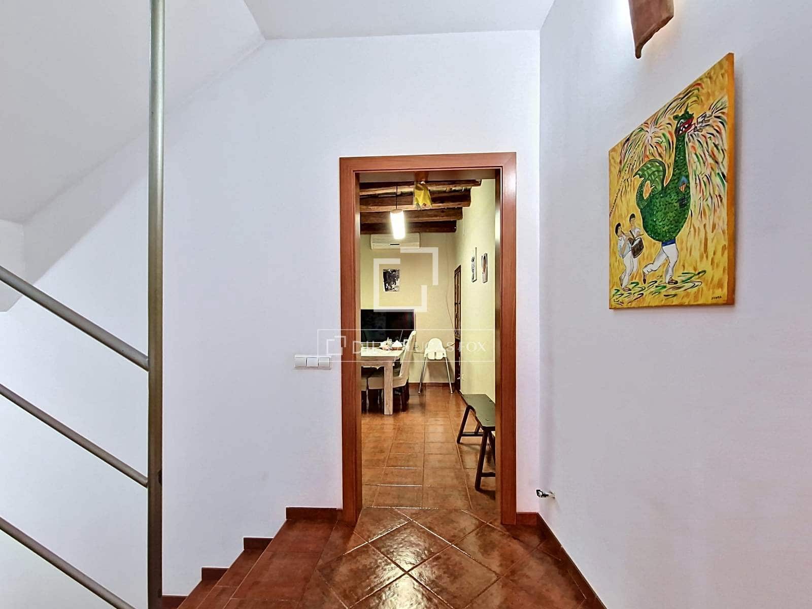 4 bedroom Villa for sale in Vilanova i la Geltru with garage - € 430,000 (Ref: 9827494)