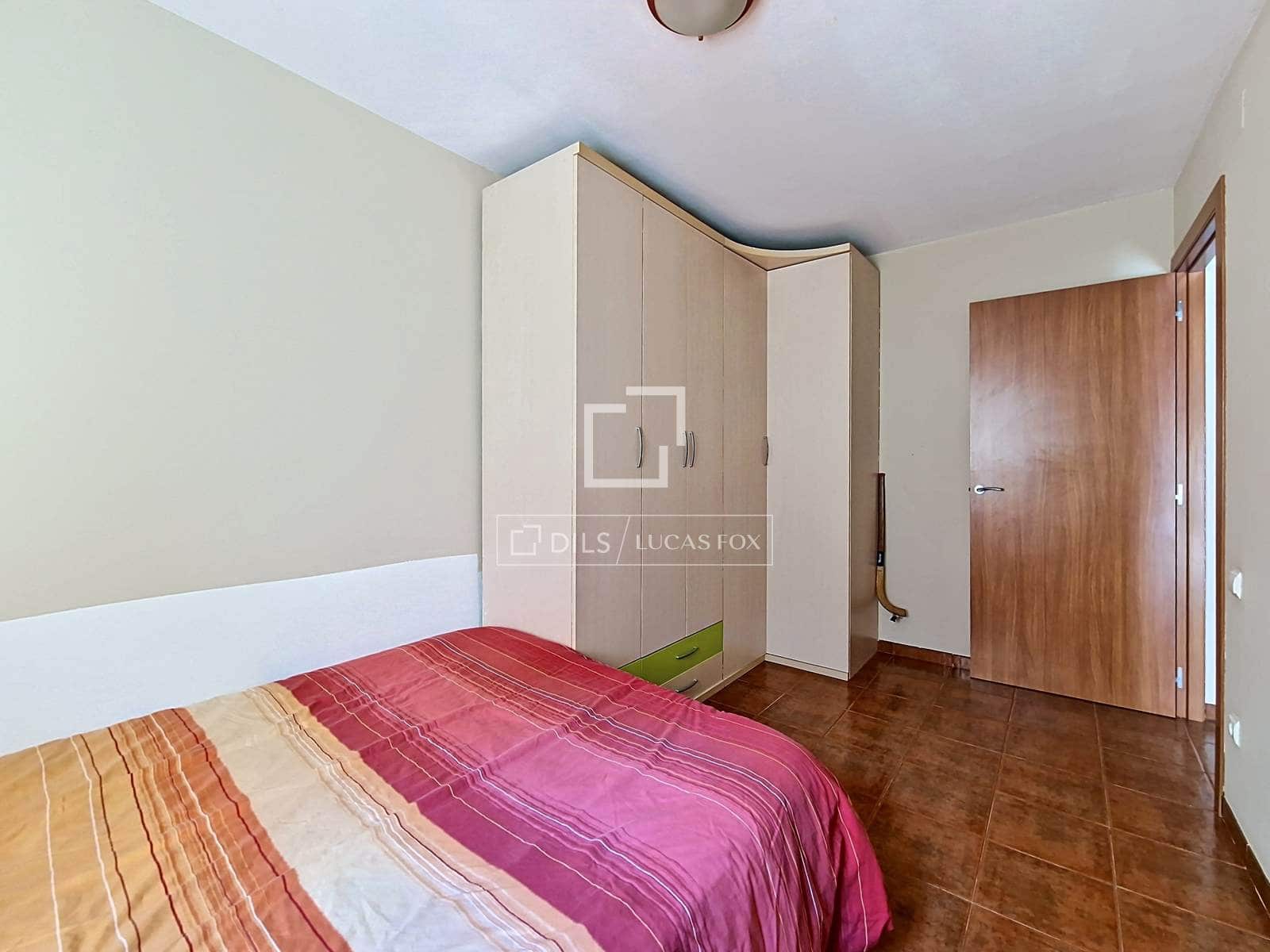 4 bedroom Villa for sale in Vilanova i la Geltru with garage - € 430,000 (Ref: 9827494)