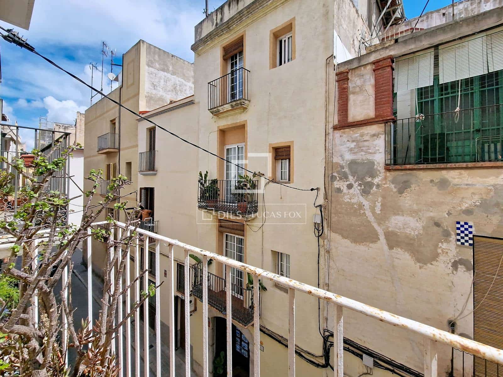 4 bedroom Villa for sale in Vilanova i la Geltru with garage - € 430,000 (Ref: 9827494)