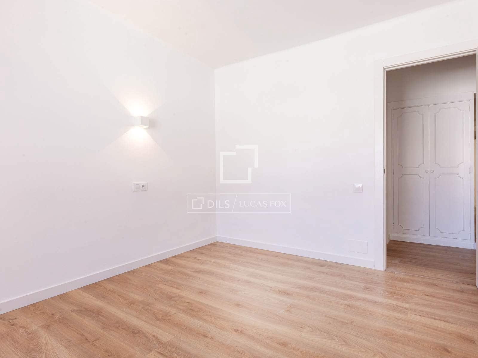 3 bedroom Apartment for rent in Palma de Mallorca - € 1,650 (Ref: 9827639)