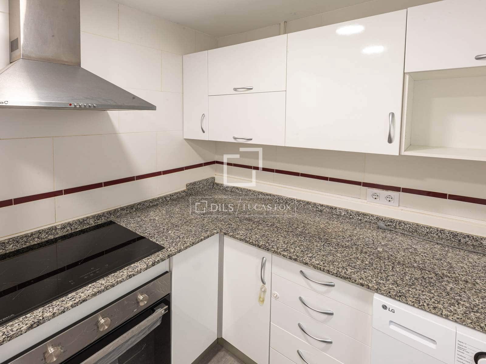 3 bedroom Apartment for rent in Palma de Mallorca - € 1,650 (Ref: 9827639)