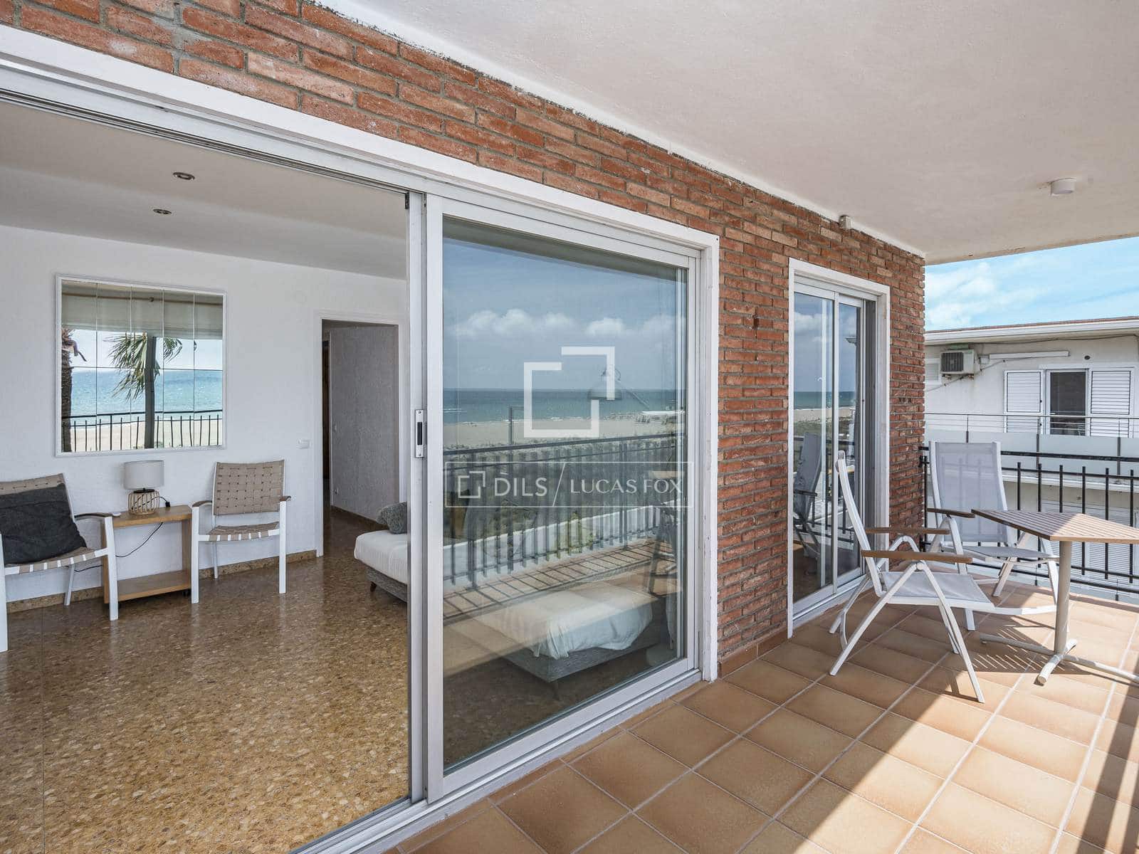 3 makuuhuone Huoneisto myytävänä paikassa Castelldefels mukana uima-altaan 
autotalli - 680 000 € (Ref: 9827771)