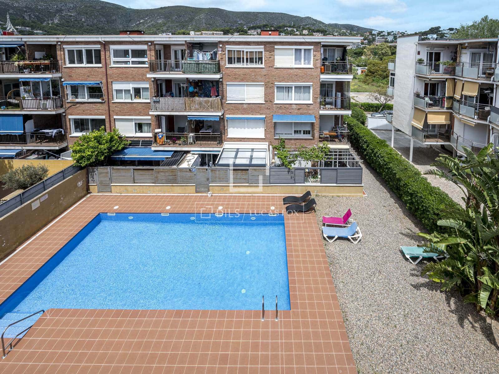 3 makuuhuone Huoneisto myytävänä paikassa Castelldefels mukana uima-altaan 
autotalli - 680 000 € (Ref: 9827771)