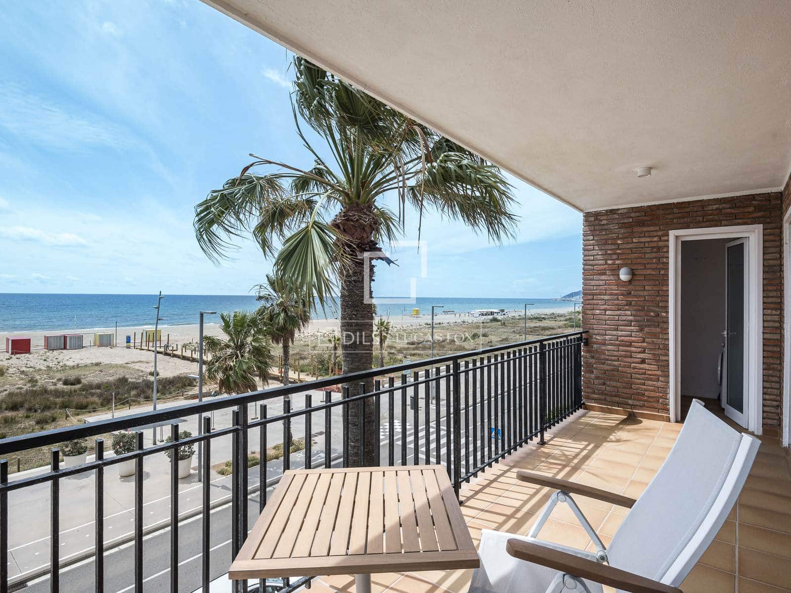 3 makuuhuone Huoneisto myytävänä paikassa Castelldefels mukana uima-altaan 
autotalli - 680 000 € (Ref: 9827771)