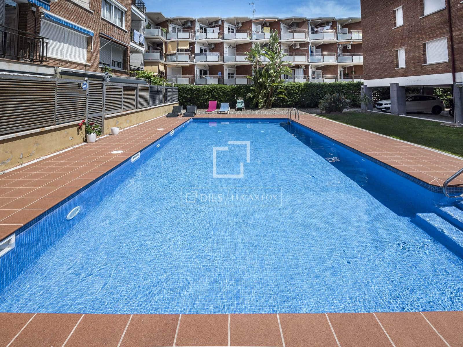 3 makuuhuone Huoneisto myytävänä paikassa Castelldefels mukana uima-altaan 
autotalli - 680 000 € (Ref: 9827771)