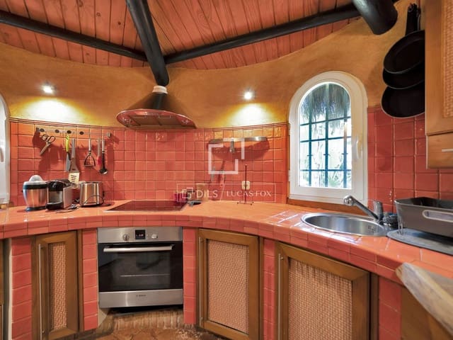 4 quarto Moradia para venda em Nueva Andalucia, Marbella com piscina garagem - 2 900 000 € (Ref: 9827772)