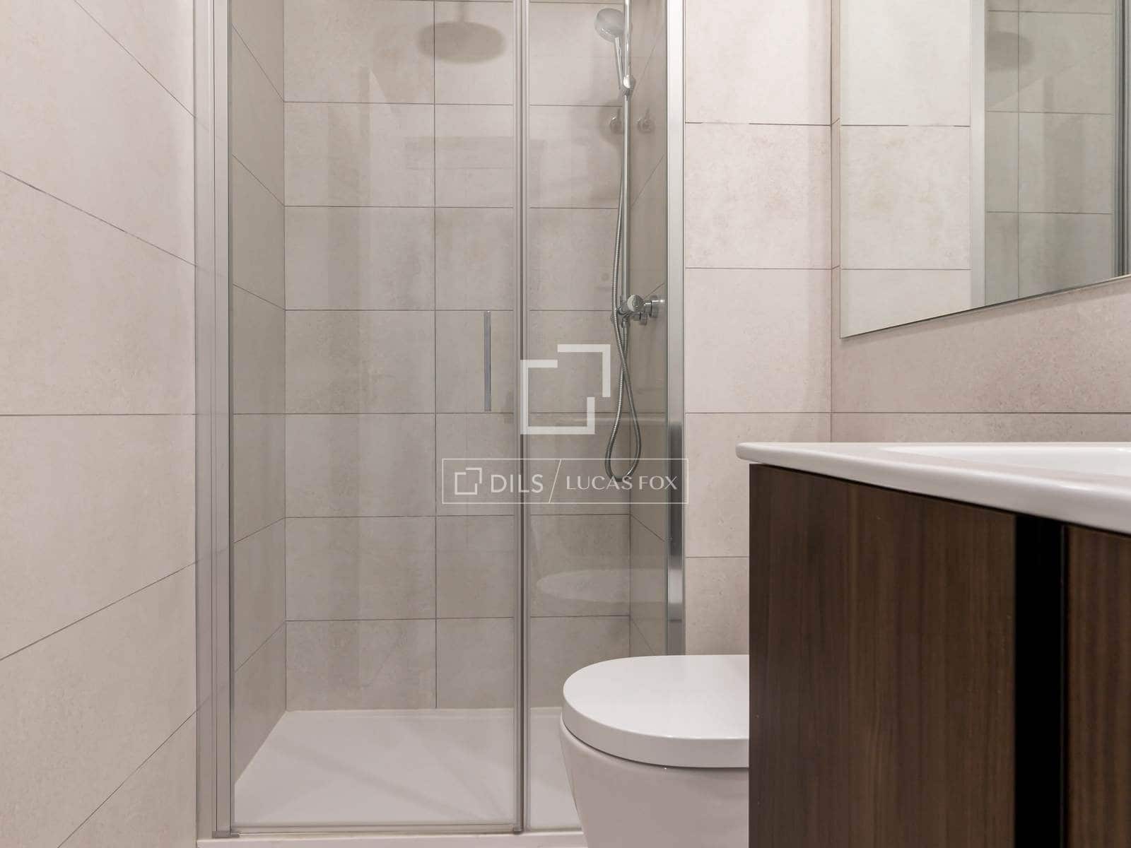 2 bedroom Apartment for rent in Madrid city with garage - € 2,750 (Ref: 9828009)