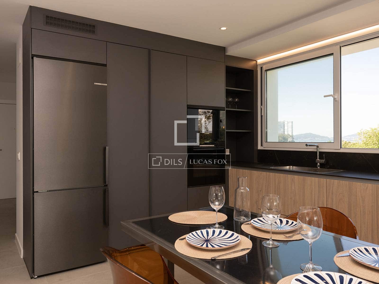 2 slaapkamer Penthouse te huur in Vigo met garage - € 3.500 (Ref: 9829559)