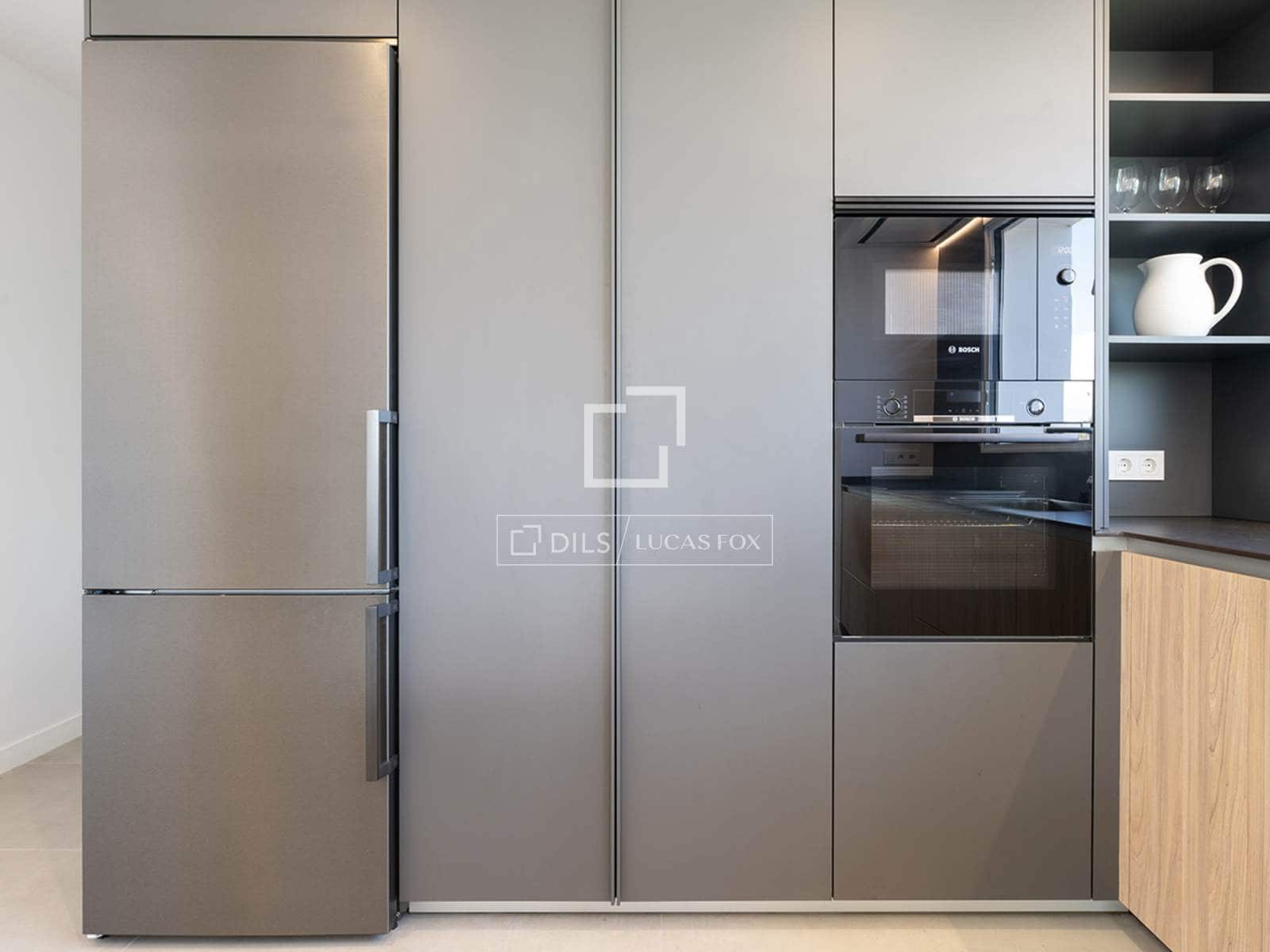 2 slaapkamer Penthouse te huur in Vigo met garage - € 3.500 (Ref: 9829559)