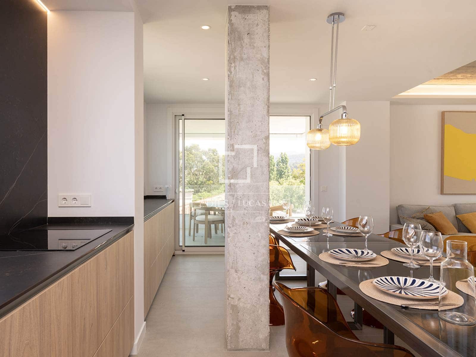 2 slaapkamer Penthouse te huur in Vigo met garage - € 3.500 (Ref: 9829559)