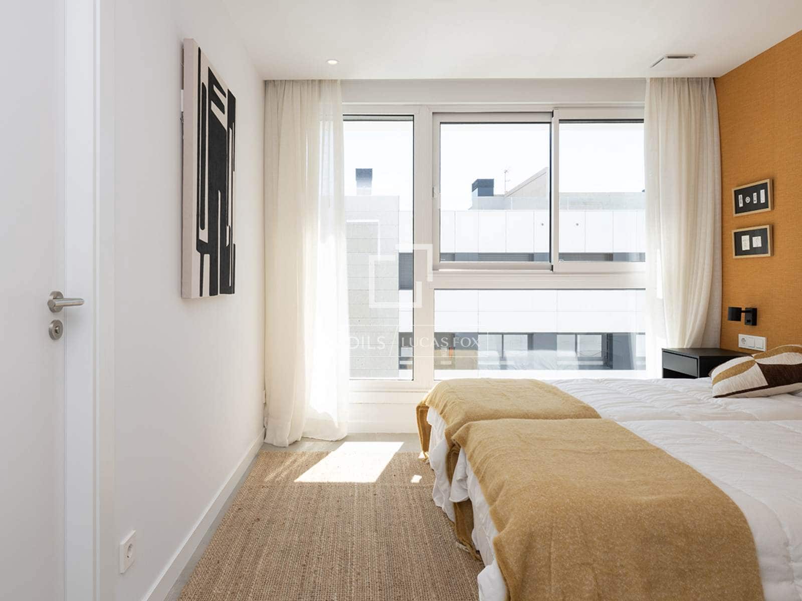 2 slaapkamer Penthouse te huur in Vigo met garage - € 3.500 (Ref: 9829559)