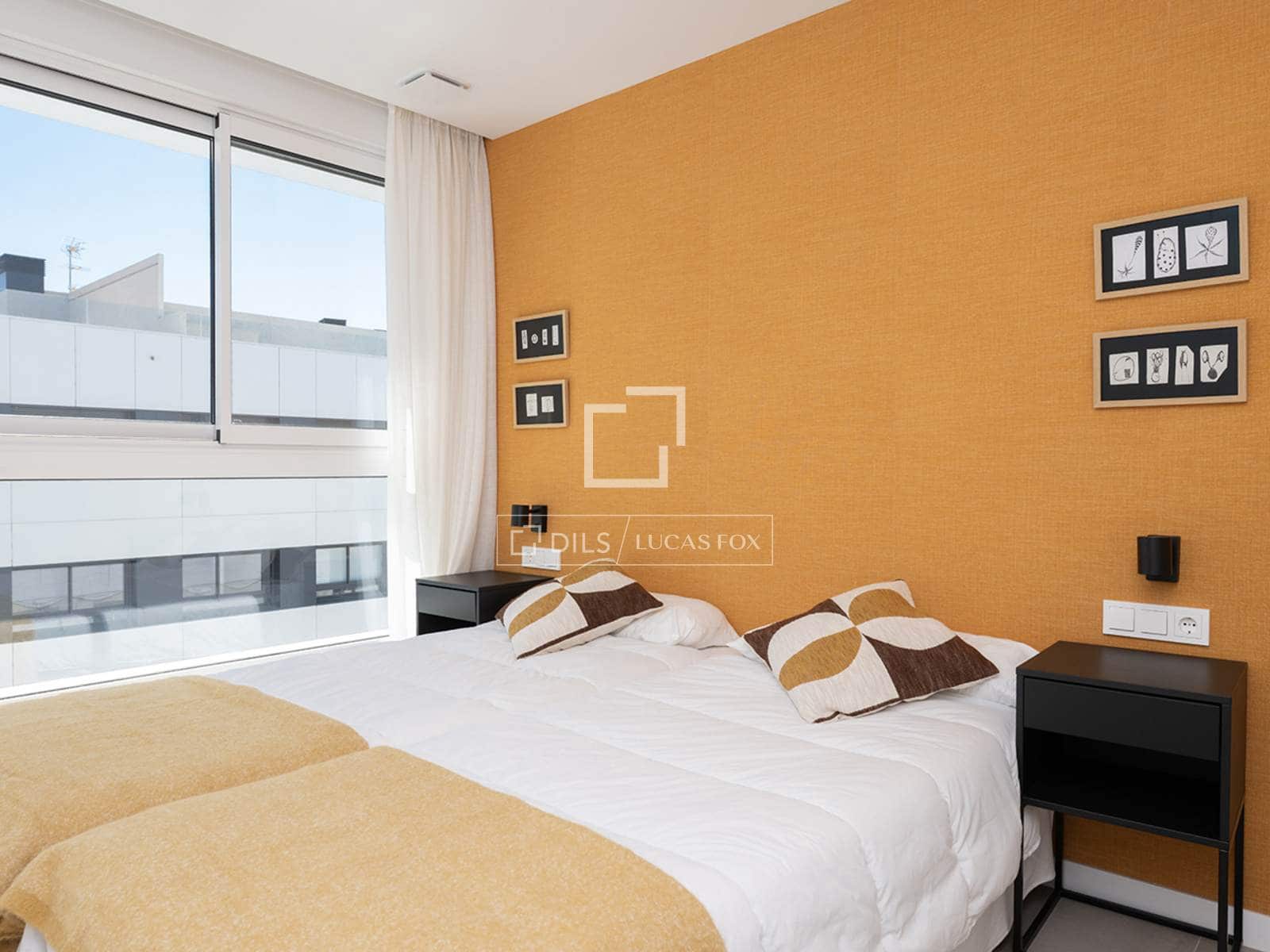 2 slaapkamer Penthouse te huur in Vigo met garage - € 3.500 (Ref: 9829559)