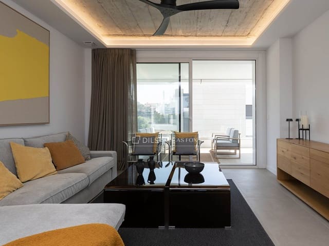 2 slaapkamer Penthouse te huur in Vigo met garage - € 3.500 (Ref: 9829559)