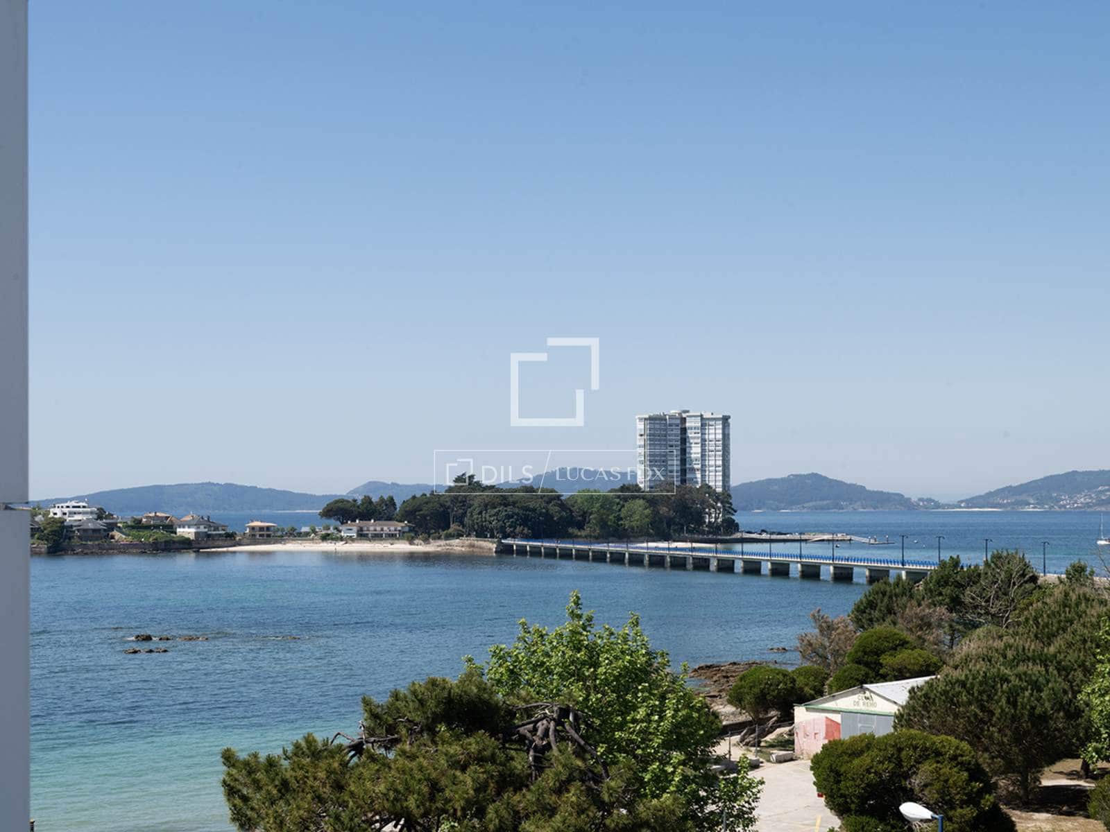 2 slaapkamer Penthouse te huur in Vigo met garage - € 3.500 (Ref: 9829559)