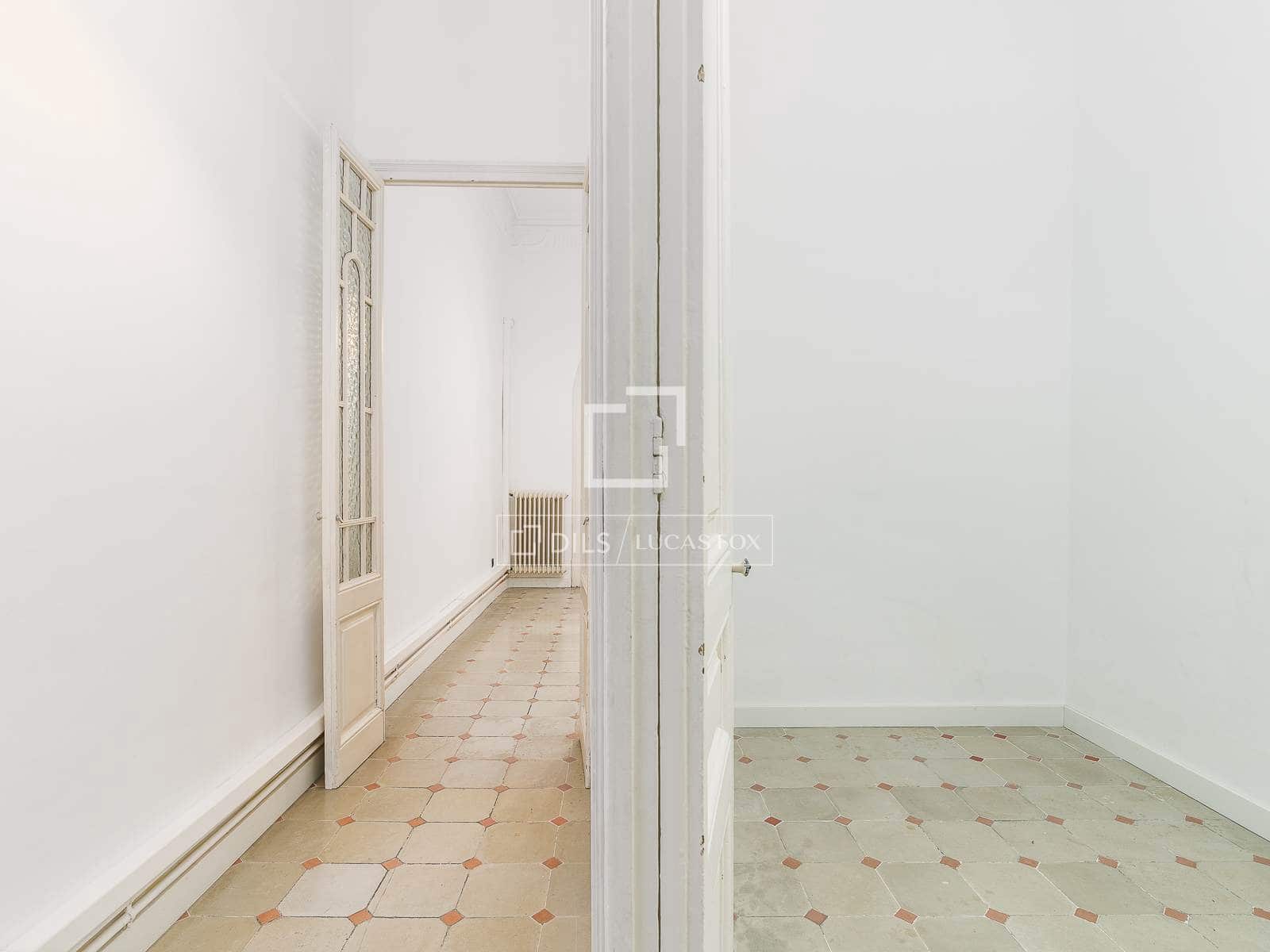 3 slaapkamer Appartement te koop in Barcelona stad - € 1.300.000 (Ref: 9829735)
