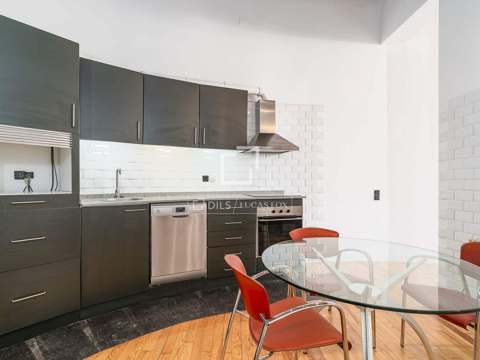 3 slaapkamer Appartement te koop in Barcelona stad - € 1.300.000 (Ref: 9829735)