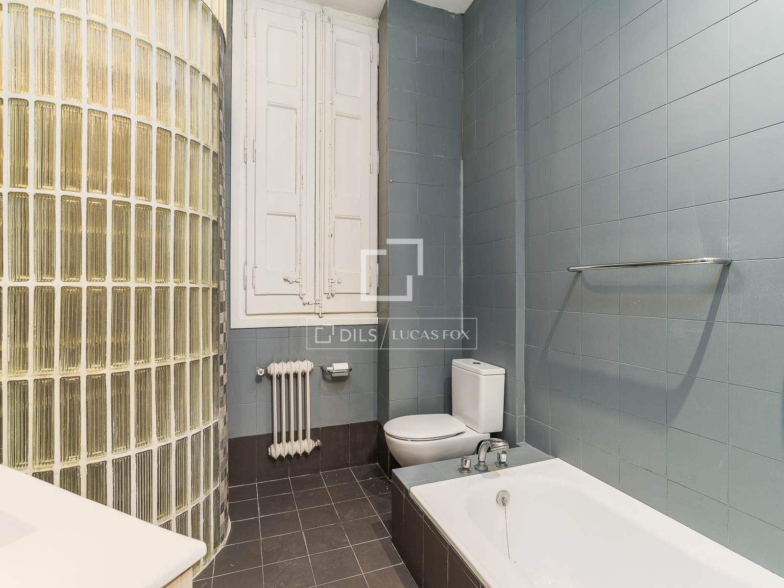 3 slaapkamer Appartement te koop in Barcelona stad - € 1.300.000 (Ref: 9829735)