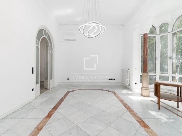 3 slaapkamer Appartement te koop in Barcelona stad - € 1.300.000 (Ref: 9829735)