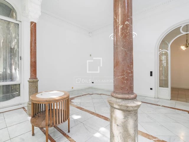 3 slaapkamer Appartement te koop in Barcelona stad - € 1.300.000 (Ref: 9829735)