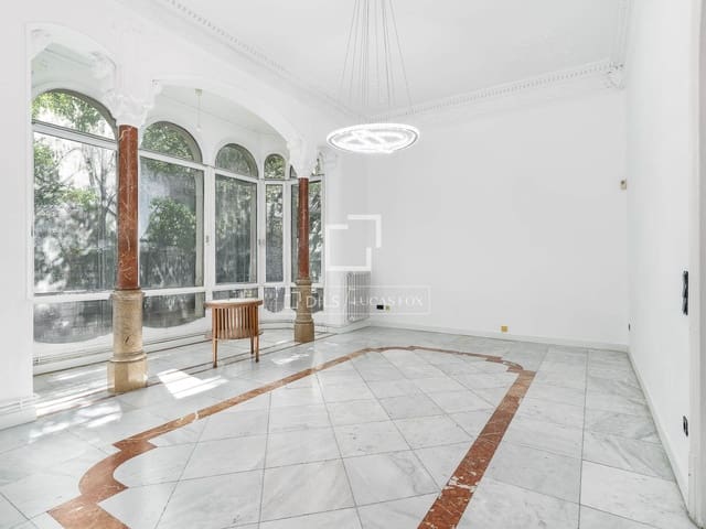 3 slaapkamer Appartement te koop in Barcelona stad - € 1.300.000 (Ref: 9829735)