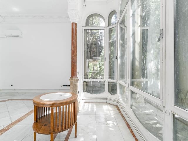 3 slaapkamer Appartement te koop in Barcelona stad - € 1.300.000 (Ref: 9829735)