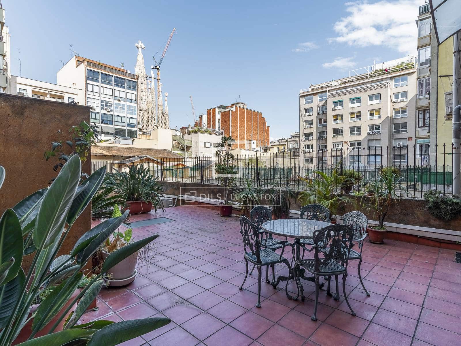 3 slaapkamer Appartement te koop in Barcelona stad - € 1.300.000 (Ref: 9829735)