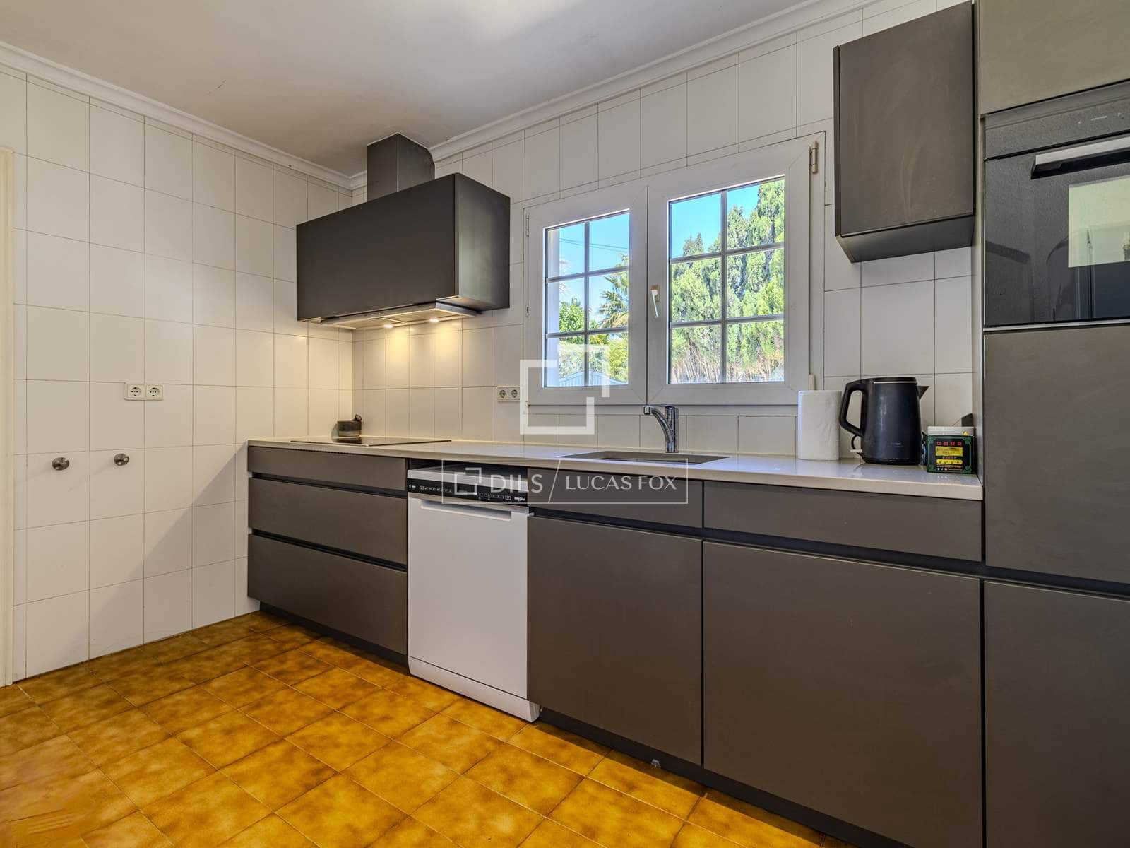 6 sypialnia Willa na sprzedaż w Javea / Xabia z basenem garażem - 1 500 000 € (Ref: 9829739)