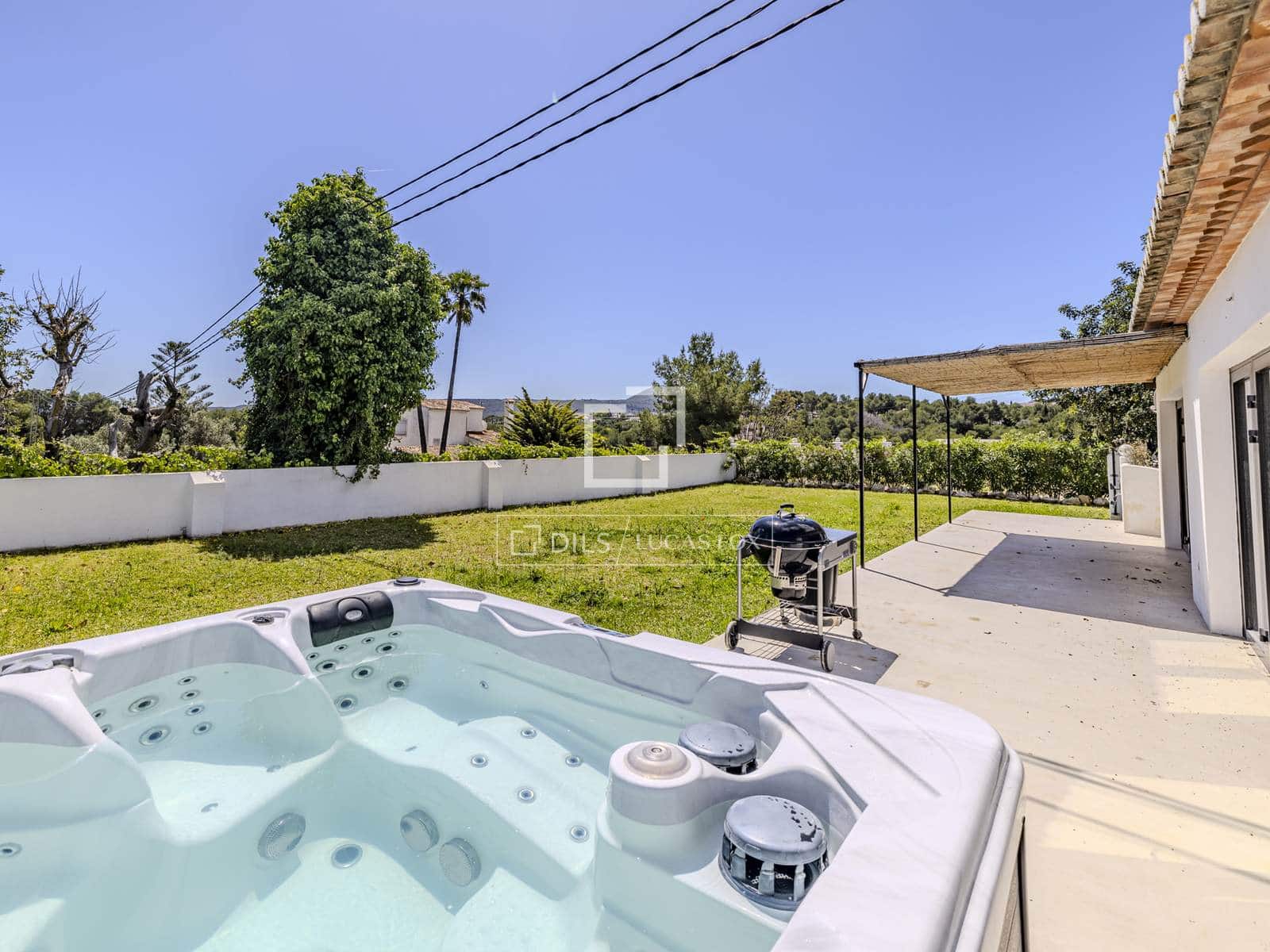 6 sypialnia Willa na sprzedaż w Javea / Xabia z basenem garażem - 1 500 000 € (Ref: 9829739)