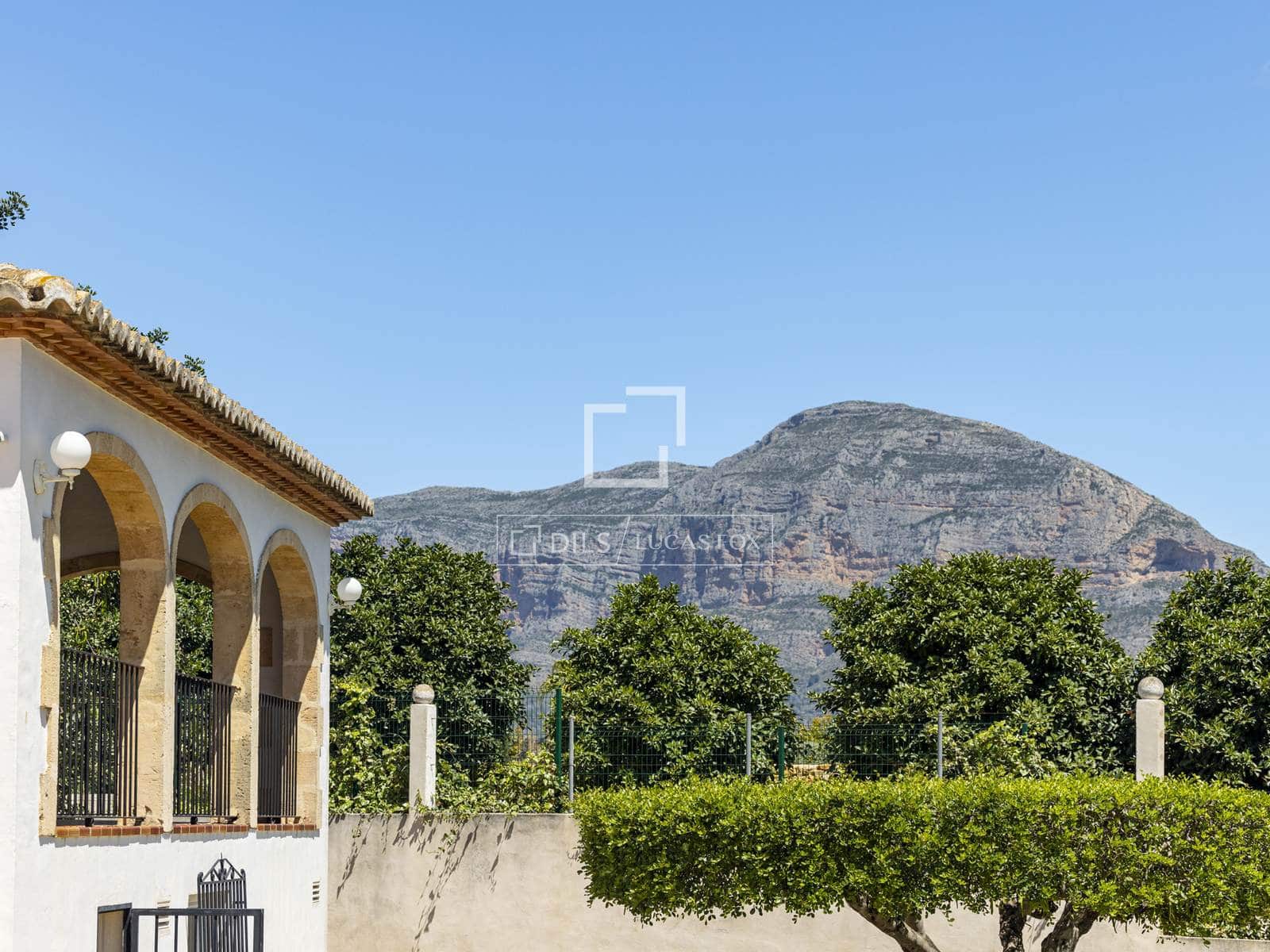 6 sypialnia Willa na sprzedaż w Javea / Xabia z basenem garażem - 1 500 000 € (Ref: 9829739)