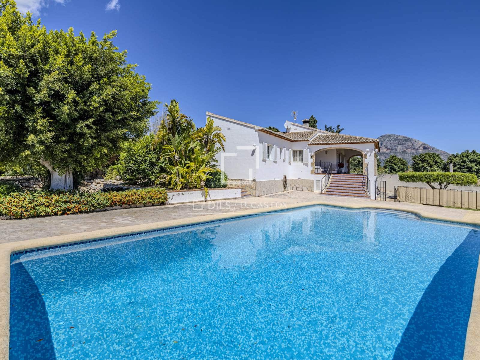 6 sypialnia Willa na sprzedaż w Javea / Xabia z basenem garażem - 1 500 000 € (Ref: 9829739)