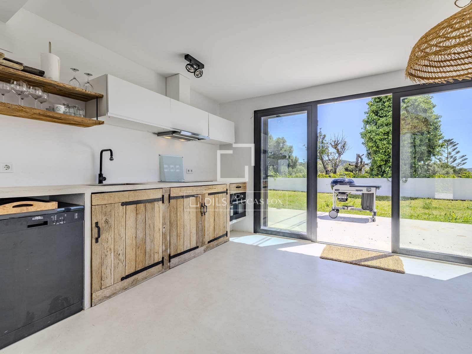 6 sypialnia Willa na sprzedaż w Javea / Xabia z basenem garażem - 1 500 000 € (Ref: 9829739)