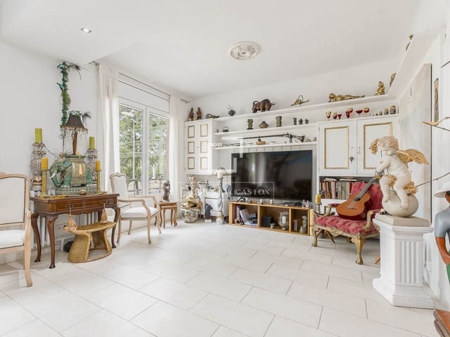 4 chambre Appartement à vendre à Ciutat Vella, Barcelone ville - 890 000 € (Ref: 9830265)