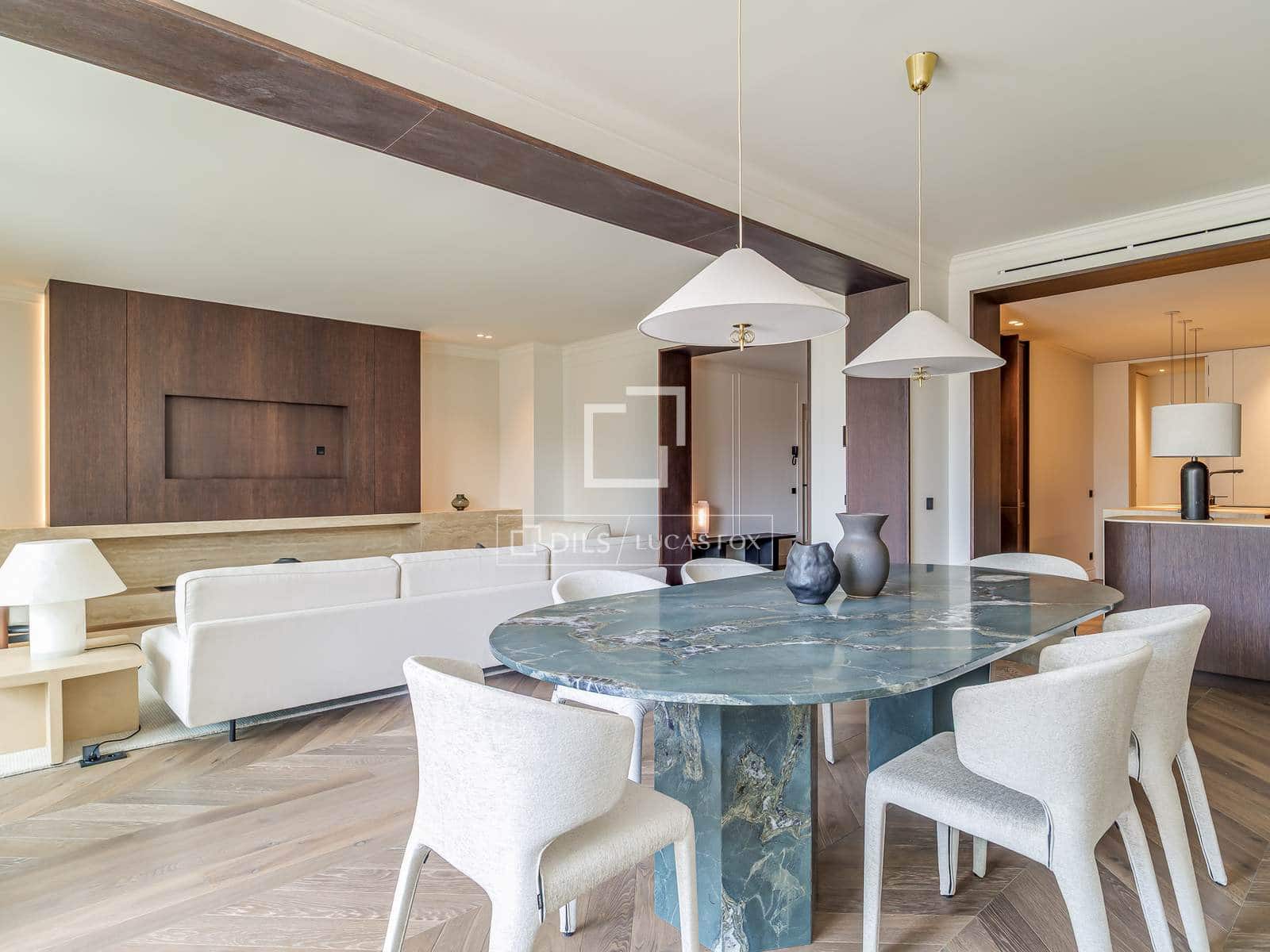 3 soveværelse Lejlighed til salg i Barcelona by - € 2.750.000 (Ref: 9830266)
