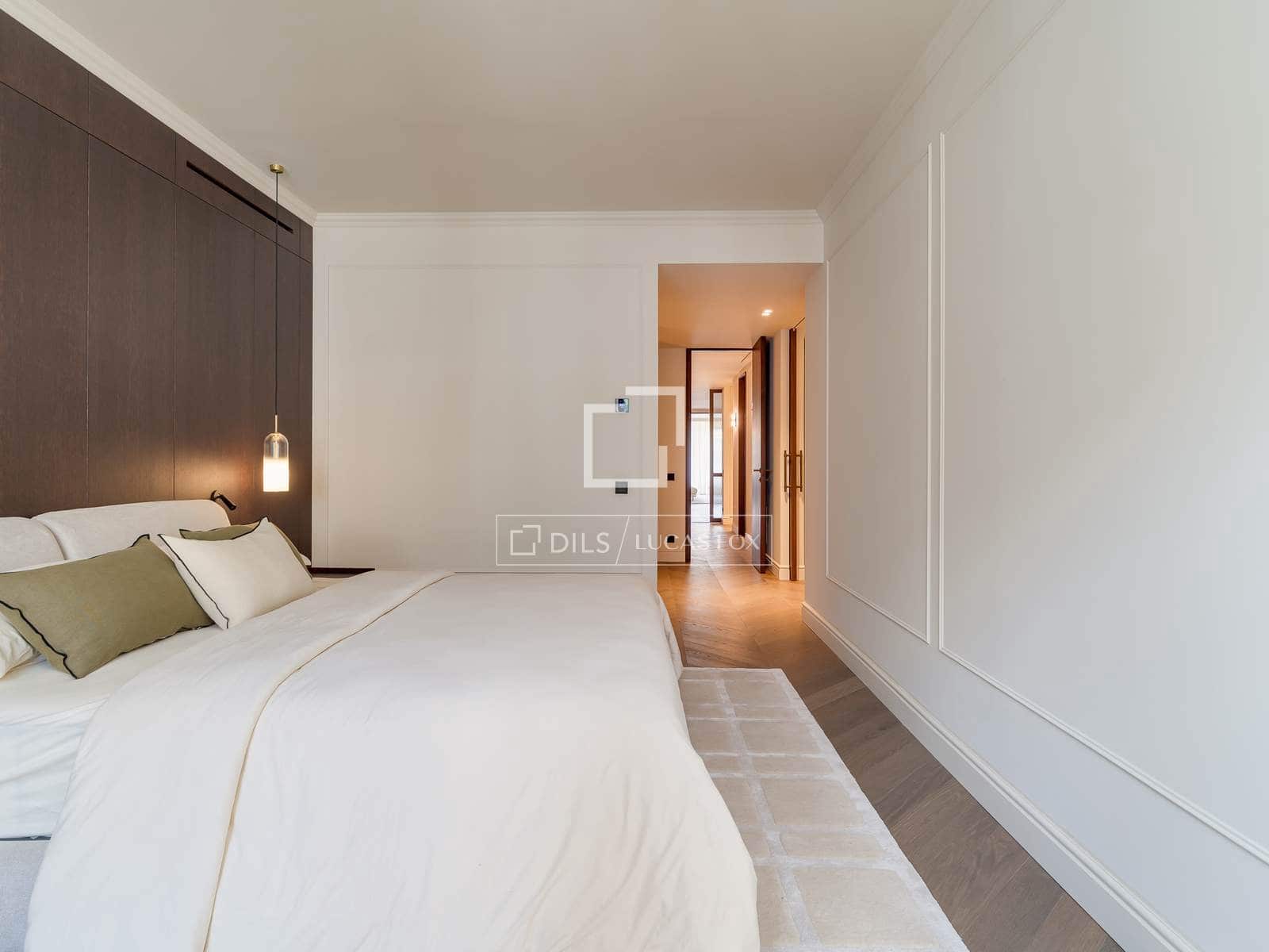 3 soveværelse Lejlighed til salg i Barcelona by - € 2.750.000 (Ref: 9830266)