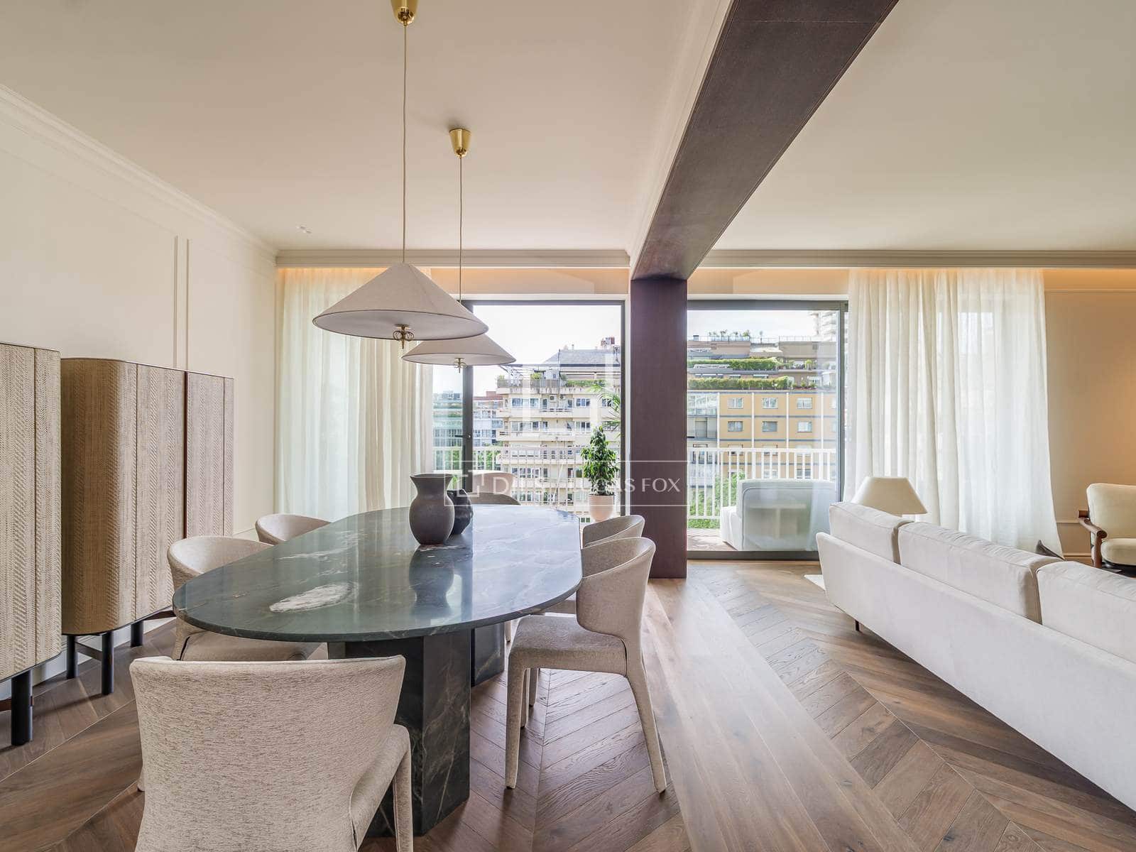 3 soveværelse Lejlighed til salg i Barcelona by - € 2.750.000 (Ref: 9830266)