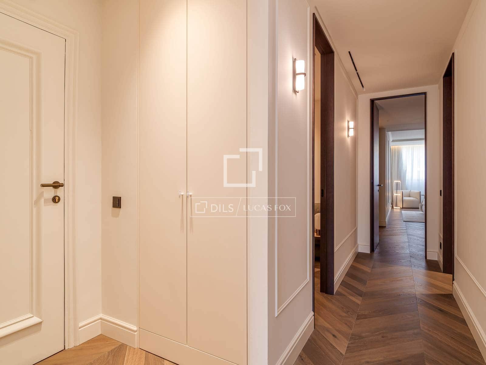 3 soveværelse Lejlighed til salg i Barcelona by - € 2.750.000 (Ref: 9830266)