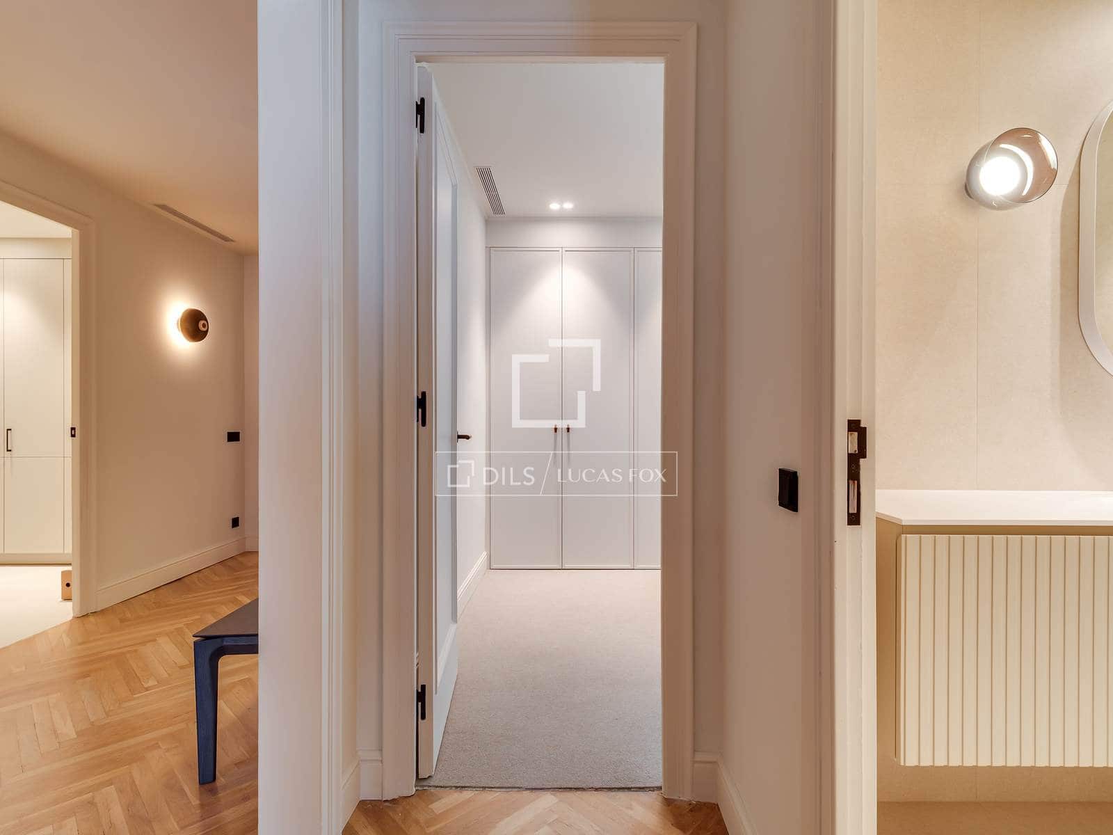 Ático de 5 habitaciones en Barcelona ciudad en venta - 4.680.000 € (Ref: 9830267)